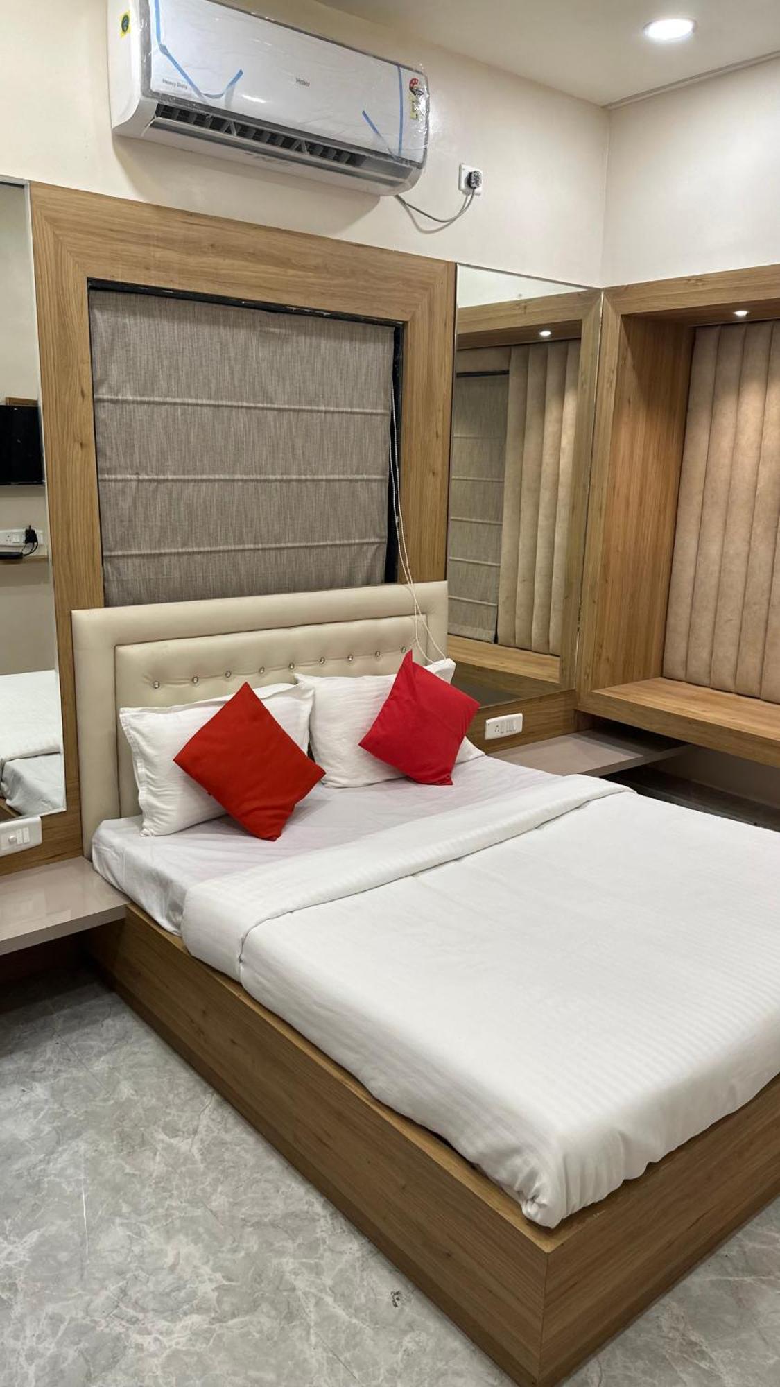 Soho House By Jayshrea Hotel Chandrapur Luaran gambar